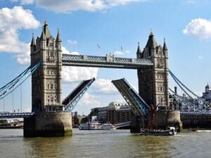 London Bridge Depicting UK